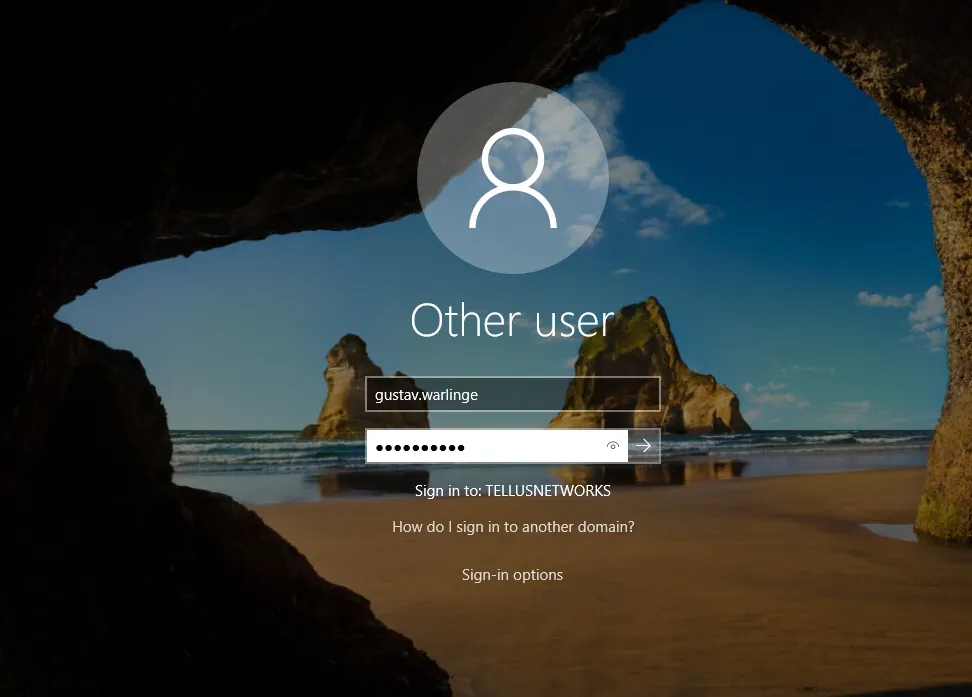 Windows sign-in screen prompting for username and password — first login after WHFB GPO is applied